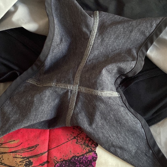 Lululemon Speed Short - Picture 7 of 9